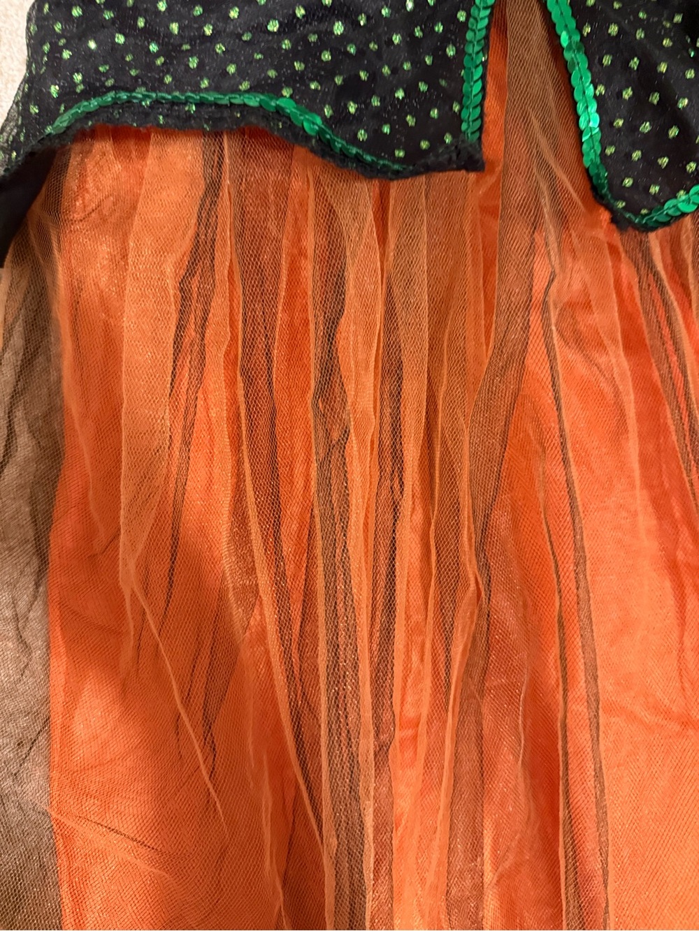 Rubie's Twinkle Witch Orange and Green Tulle Costume & Hat Sz S (lights up!) - Picture 8 of 12